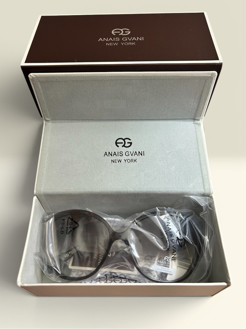 Anais Gvani Oversized Sunglasses with Brown Gradient Lenses